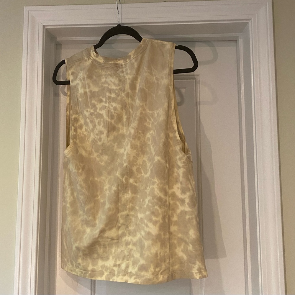 LULU Lemon - never worn - “All Yours” Tank - size 8